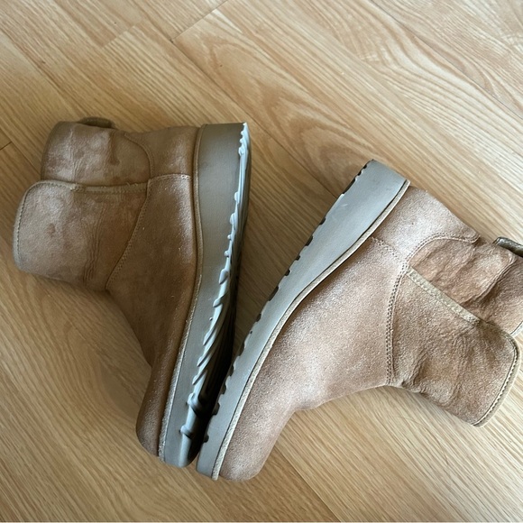 UGG Kristin Wedge Classic Suede Booties Women’s 10 - Picture 8 of 10